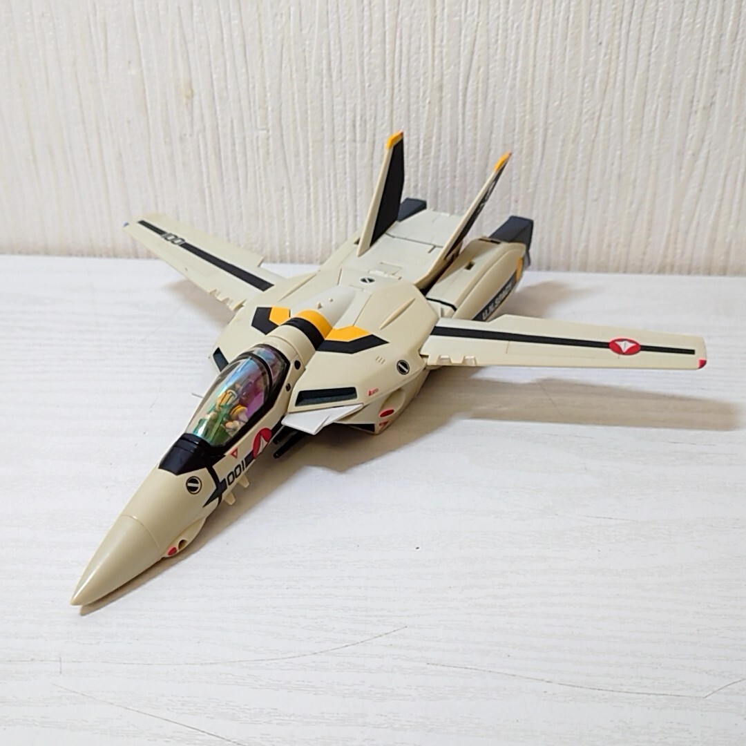 セ7【100】1円～ ヤマト 1/60 超時空要塞マクロス 愛・おぼえていますか 完全変形 VF-1S + スーパー＆ストライクパーツ ロイ フォッカー機の画像4