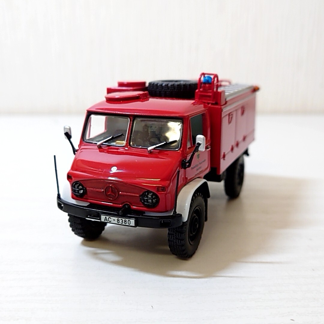 タ1【60】1円～ ミニチャンプス 1/43 ミニカー MB Unimog 404 TLF8 ベンツ ウニモグ / ベントレー アズール 2006 まとめセット_画像2