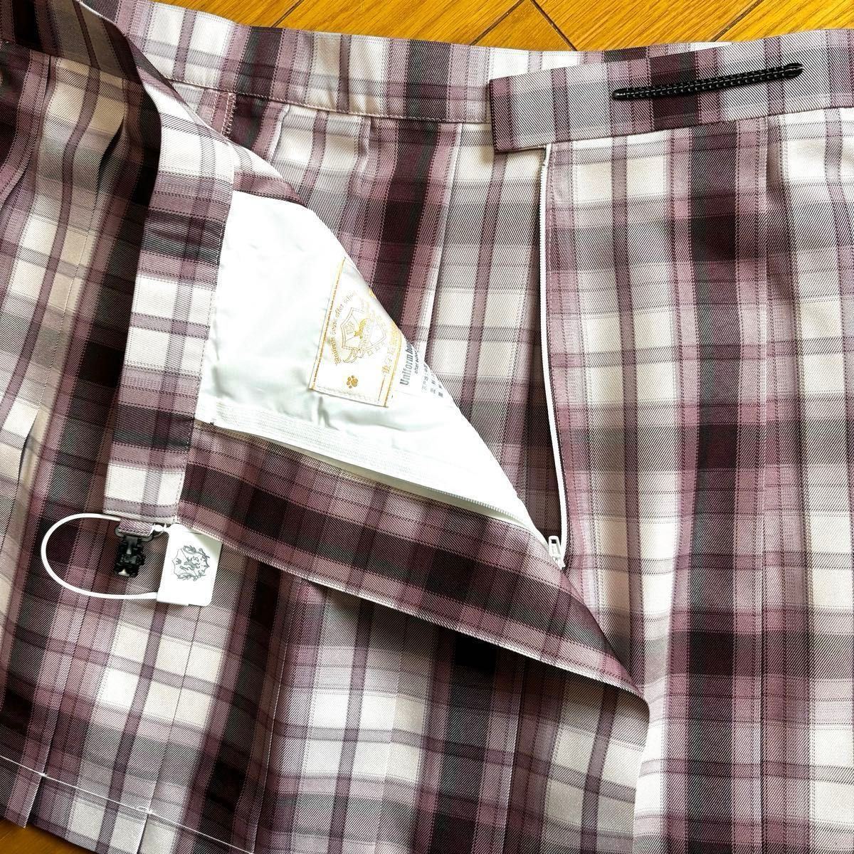 制服スカート 白×ピンク W86~92   なんちゃって制服 ミニ丈 コスプレ 大きいサイズ 特大サイズ