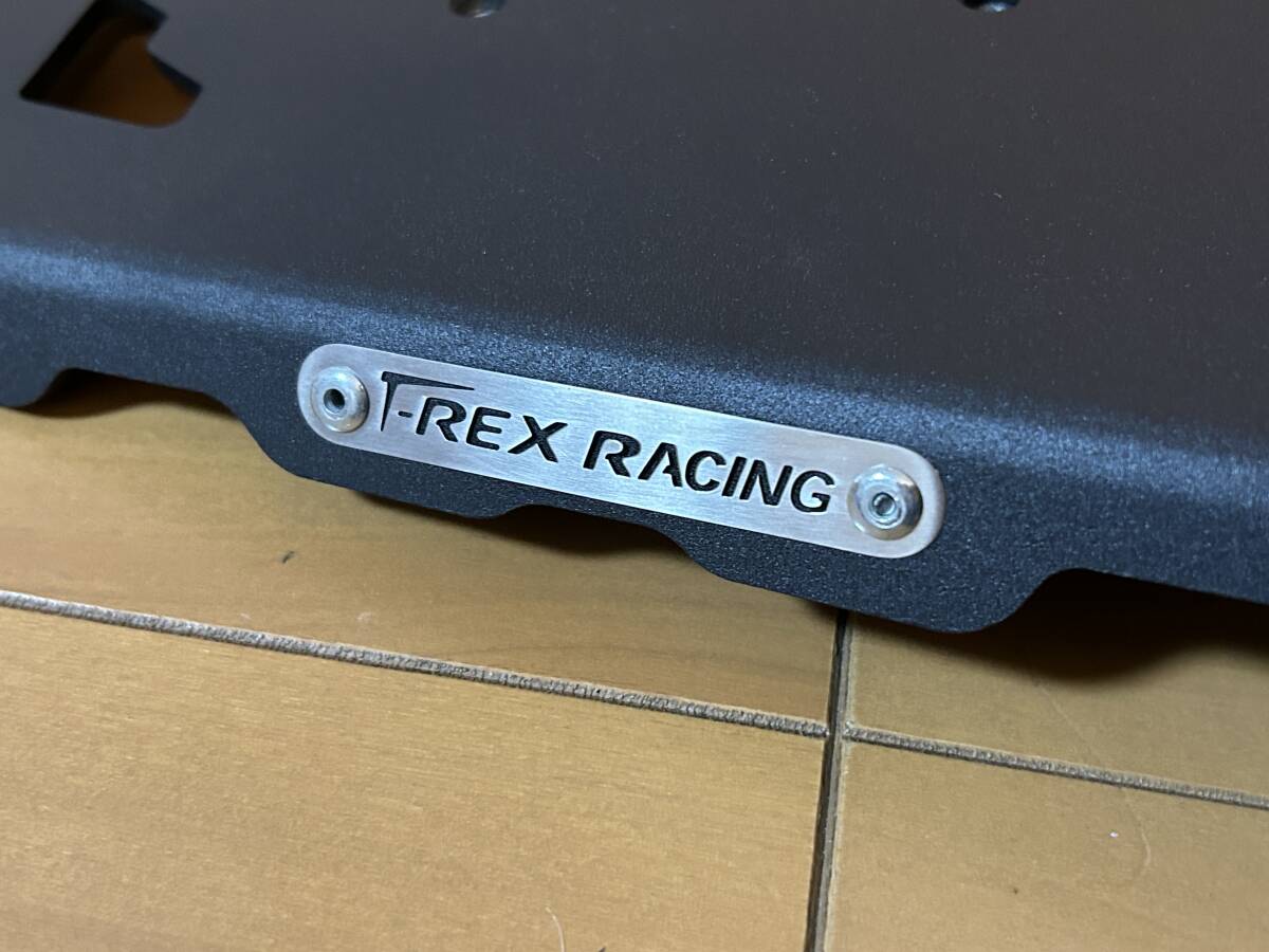 トライアンフ　ストリートトリプル　ラゲッジラック with GIVI トップケース T-Rex Racing 新品未使用品