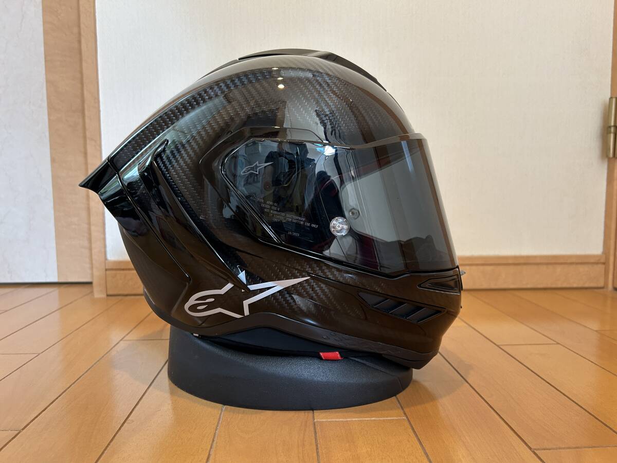 アルパインスターズ スーパーテック R10 ソリッド ヘルメット グロスブラック  Mサイズ 美品の画像1