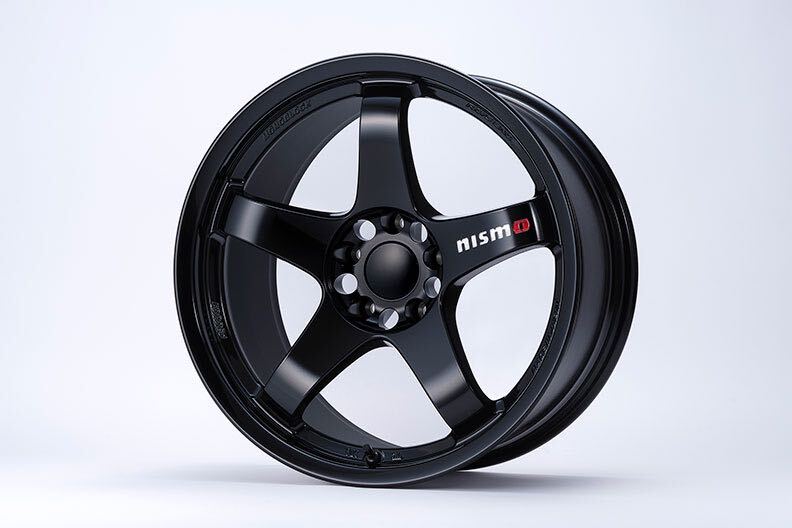 NISMO LM-GT4 18×9.5+12 5-114 GT-R サイズ 新品未使用 送料無料 予約済み品の画像1