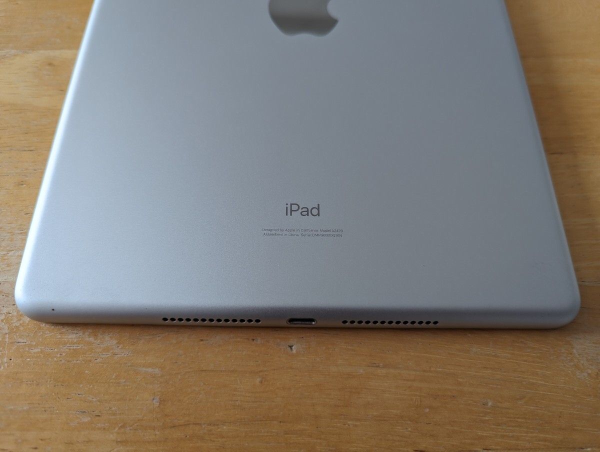 [1円〜]Apple iPad8 第8世代 32GB Wi-Fi Cellular シルバー アクティベーションロック解除済み 動作確認済み