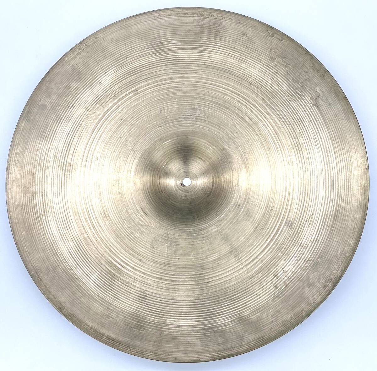 【14895】Zildjian ジルジャン シンバル 3枚セット THIN46cm MEDIUM41cm HEAVY51cm 割れヒビなし made in USA 中古品の画像3