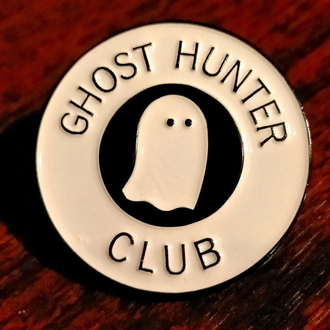 ピンバッチ　　おばけハンター　　ピンバッジ　GHOST　HUNTER　CLUB　ゴーストハンタークラブ　幽霊　ゴーストバスターズ　_画像1