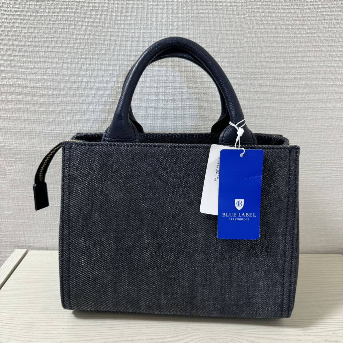 【新品タグ付き】定価35,200円 BLUE LABEL CRESTBRIDGE ブルーレーベルクレストブリッジ フラワーモチーフ 2way トートバッグ デニムの画像2