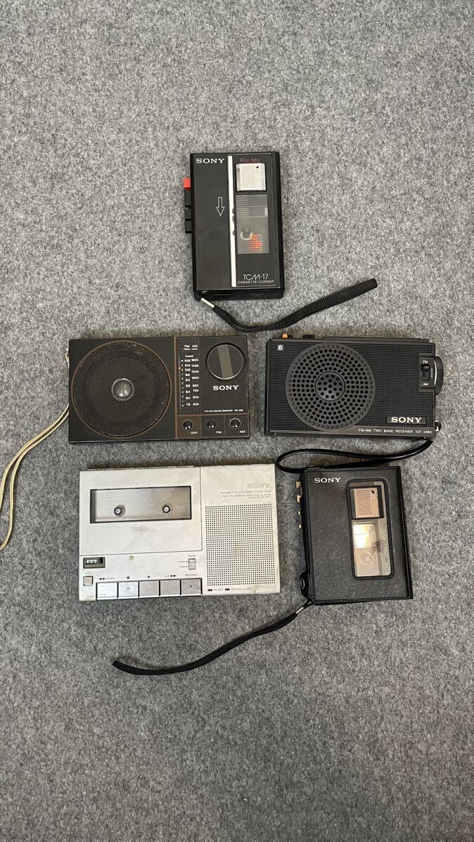 SONY ソニー 2 BAND RECEIVER / CASSETTE CORDER （ ラジオ / カセットプレーヤー ） 5個まとめ TCM-17 ICF-S30 TCM-280 ICF-4350 TCM-57 の画像1