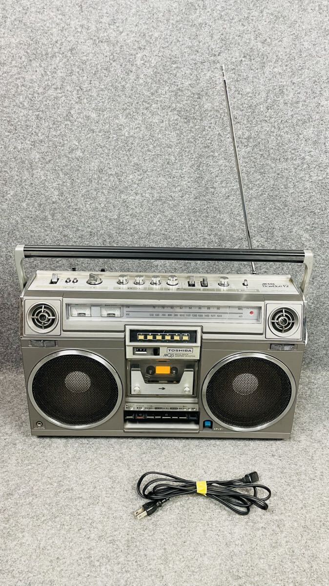TOSHIBA Toshiba radio-cassette RT-8900S Toshiba stereo radio cassette recorder Showa Retro that time thing Junk 