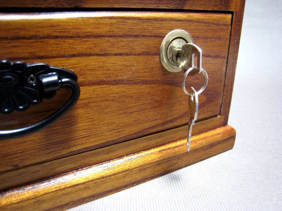  wooden small drawer key attaching * translation have * zelkova case preservation goods small chest of drawers 