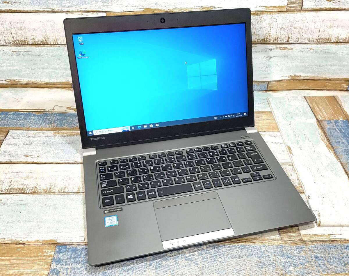 TOSHIBA dynabook R63/J/intel core i7-7500U 2.70GHz/メモリ8GB/13.3インチ/win10の画像1