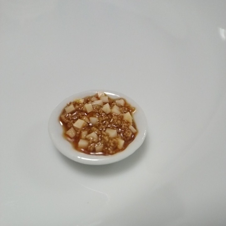 ミニチュアフード 麻婆豆腐 (直径2.5cm) の画像4