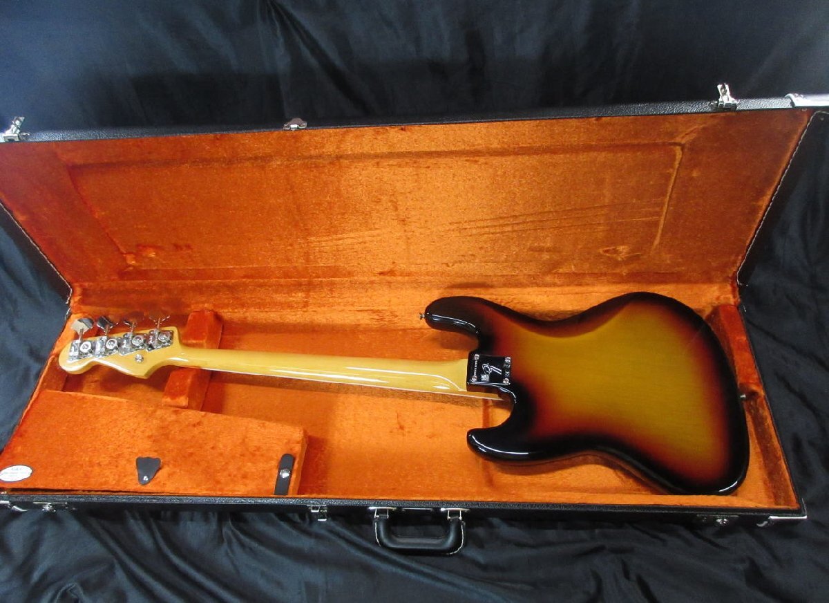 [※中古品] Fender/U.S.A. American Vintage II 1966 Jazz Bass 2023年製【s/n V2215205】の画像4