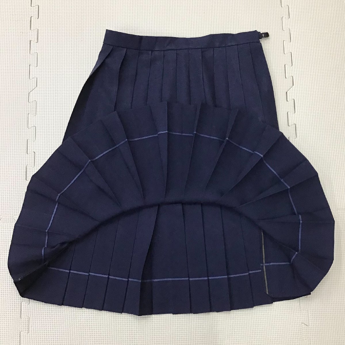 O586/(中古)兵庫方面 女子制服3点 /校名不明/M/L/W66/丈61 O586/(中古)兵庫方面 女子制服3点 /校名不明/M/L/W66/丈61