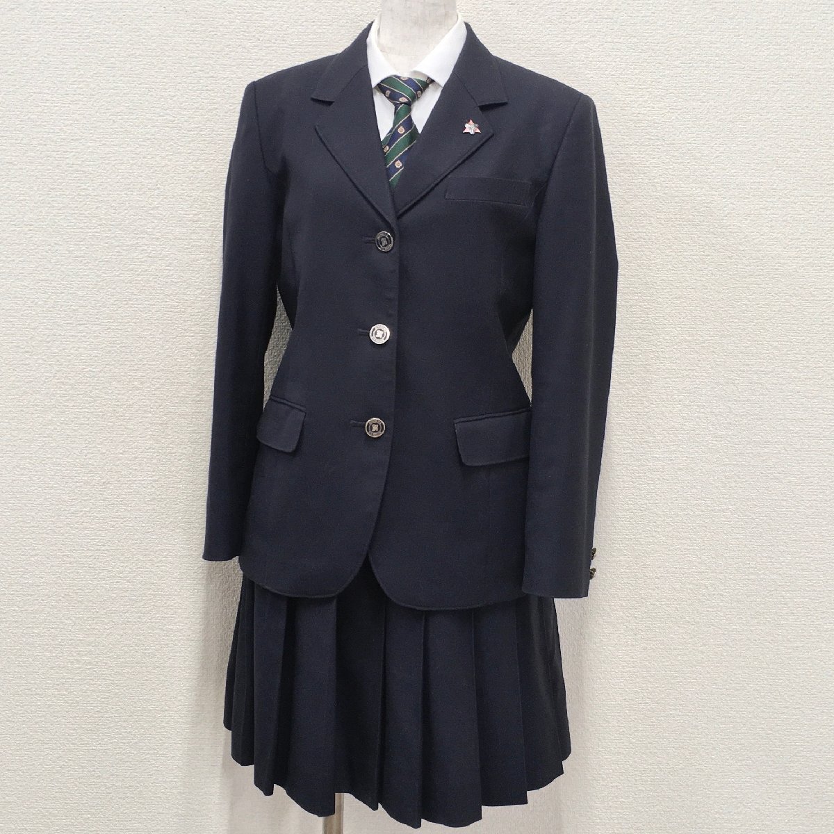 A637/L(中古)東京都 清瀬高校 女子制服4点 /M/W63/校章付/ブレザー/ブラウス/スカート/ネクタイ/hers heart/冬服/冬用/学生服/卒業生品_画像1