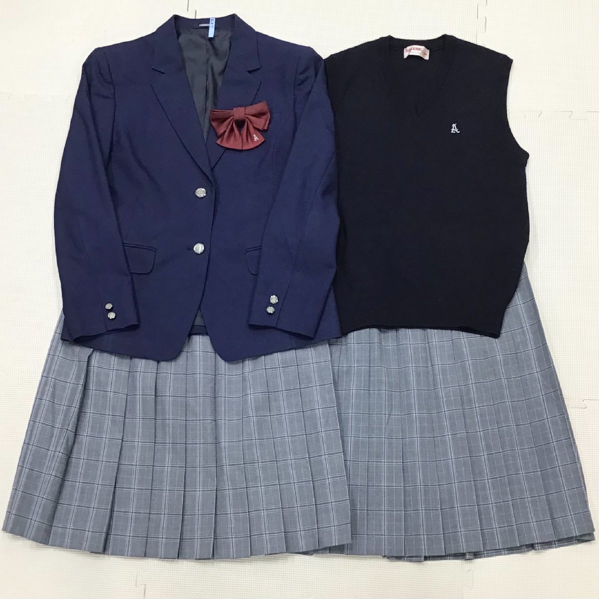 O703/T1079(中古)栃木県 宇都宮市立国本中学校 女子制服6点 /旧 O703/T1079(中古)栃木県 宇都宮市立国本中学校 女子制服6点 /旧