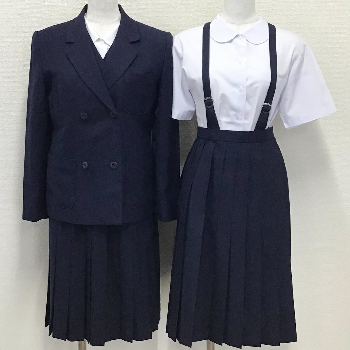 O632/T962(中古)栃木県 宇都宮市立一条中学校 女子制服6点 /旧制服/155A/S/W60/ブレザー/ベスト/ブラウス/吊りスカート/紺/高校/卒業生品_画像1