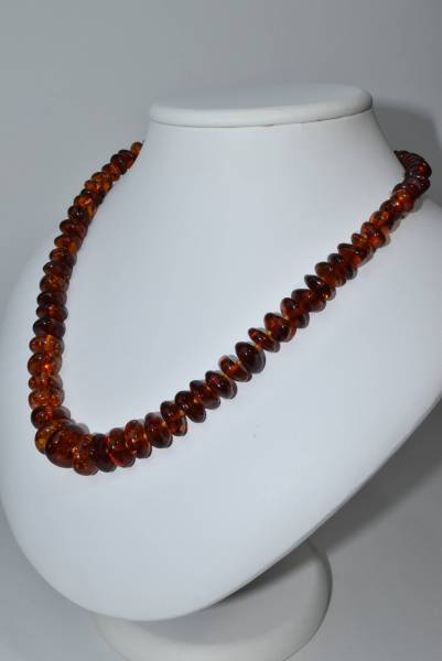 流行 美品 大珠天然琥珀ネックレス最大珠長さ17x15x7mm長さ54㎝ 31g