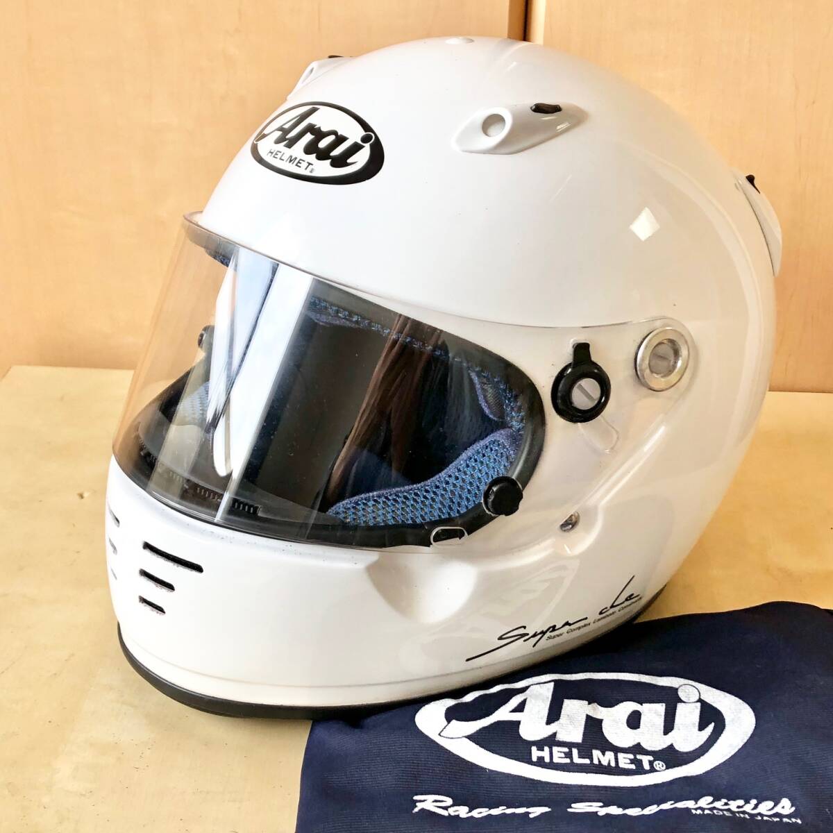 美品◆アライ Arai GP-4X 四輪用ヘルメット 57・58cmの画像1