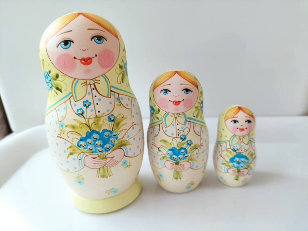 【IBN083】北欧ロシア雑貨のマトリョーシカ イワンツォワ作　花束_画像1
