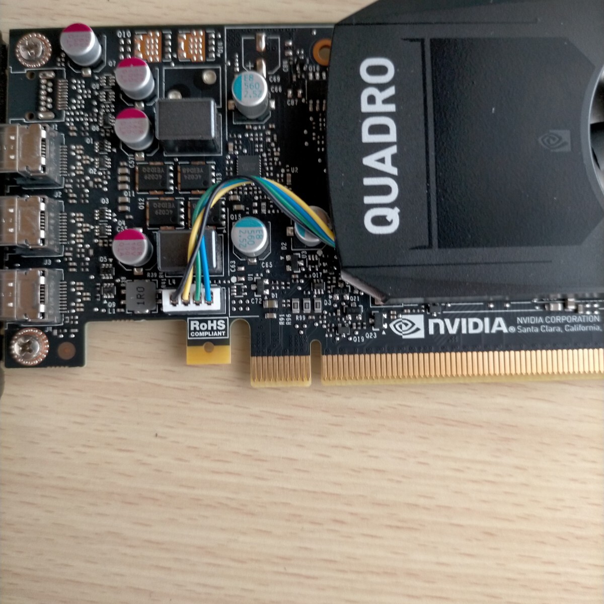 NVIDIA Quadro p400 PCI-Express ロープロファイル グラフィックボード miniDisplay の画像3