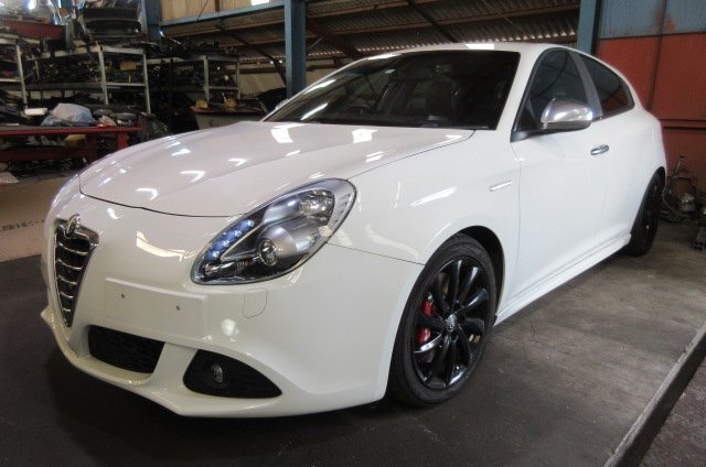 *2012 year Alpha Romeo Giulietta competizione ABA-940141 wiper link *