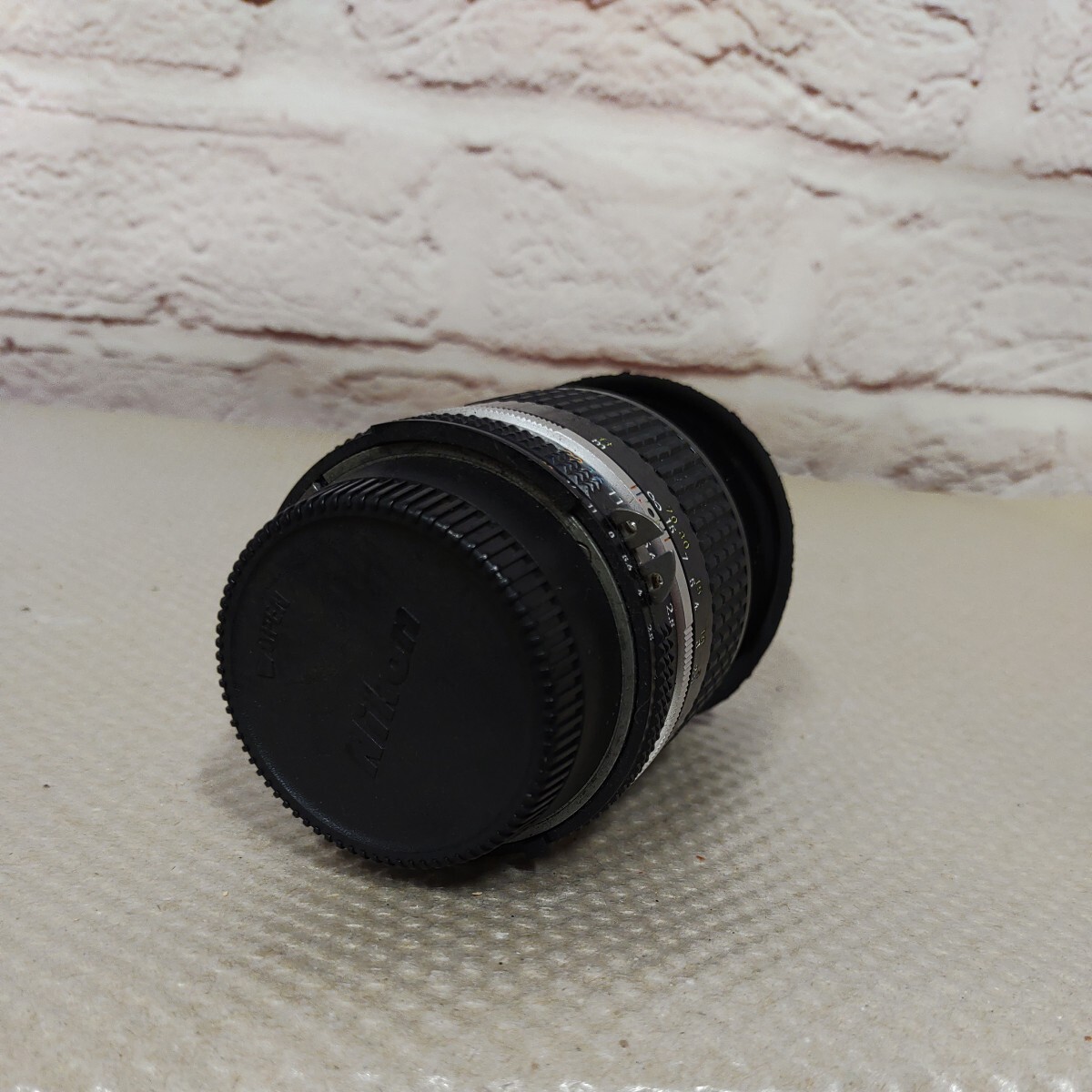 A042113 Nikon ニコン カメラレンズ Nikon NIKKOR 105mm 1:2.5 動作未確認 の画像5