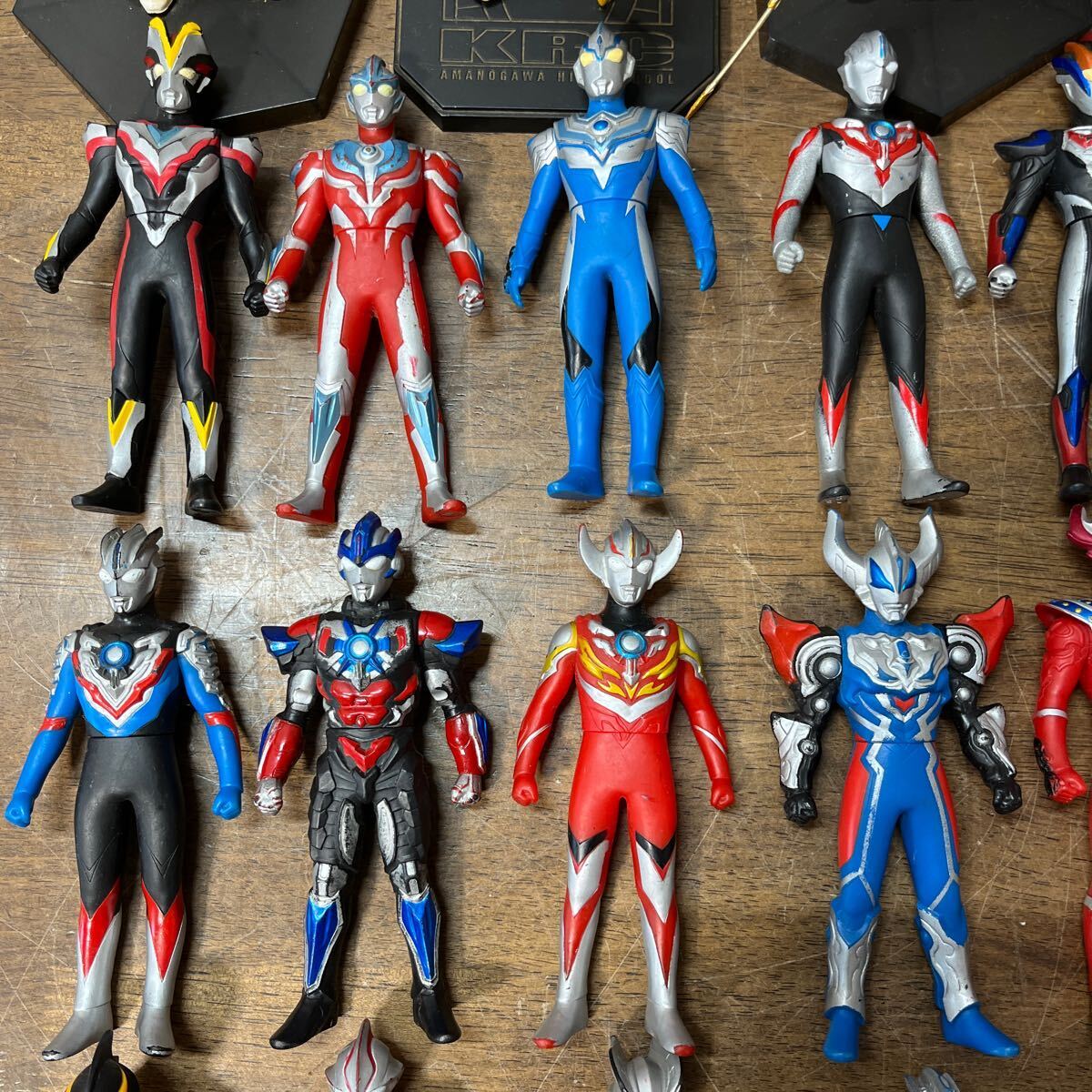 戦隊モノ フィギュア ソフビ 仮面ライダー ウルトラマン まとめ売り 大量セット 中古 (3-1_画像4