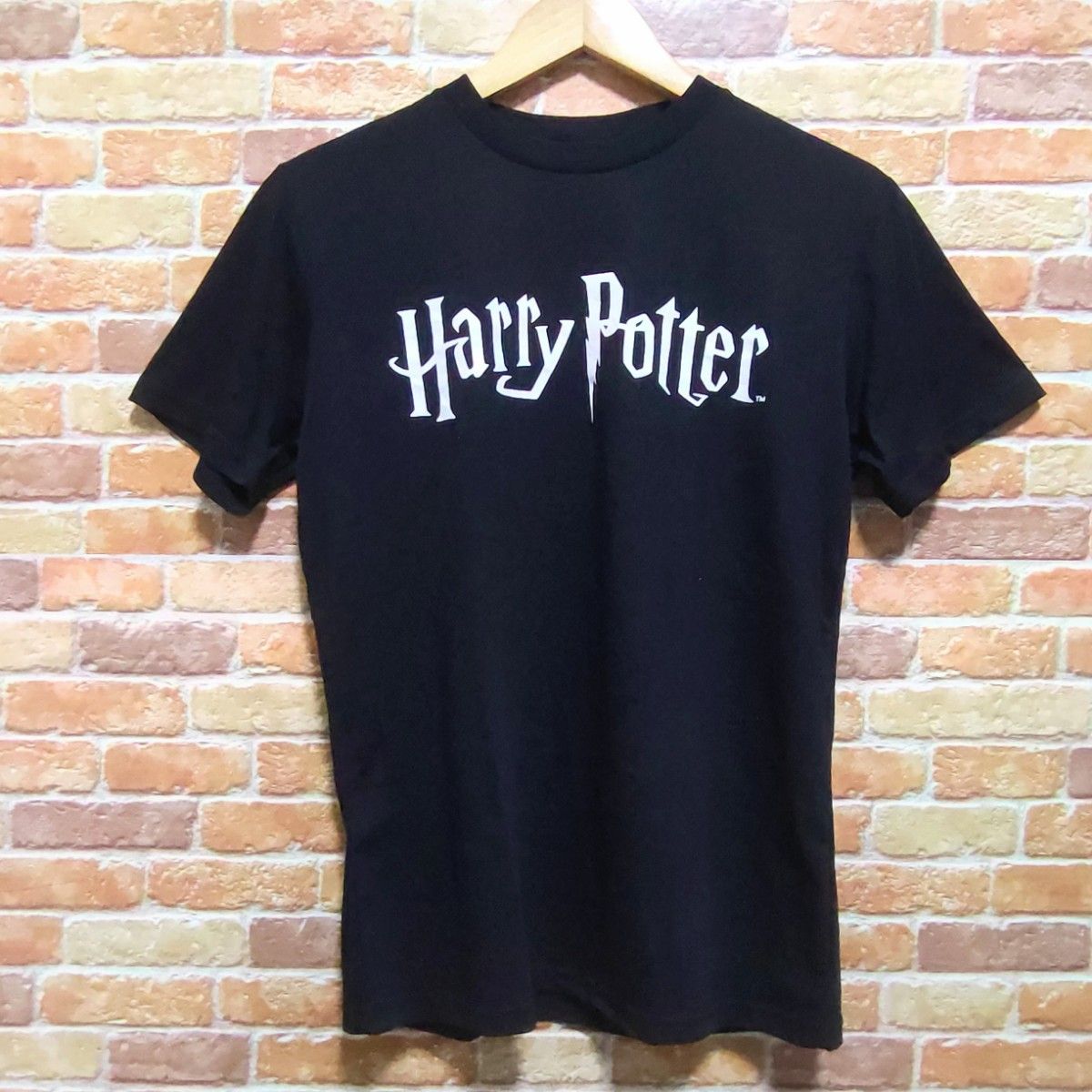 【新品】ハリーポッター Tシャツ M ブラック シンプルロゴ
