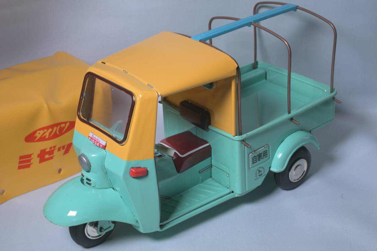 大阪 ブリキ 玩具 資料室 1990年 復刻版 ダイハツ ミゼット DKA 型 中古 ( 崑ちゃん 付 オート三輪 昭和 レトロ 懐かしい おもちゃの画像6