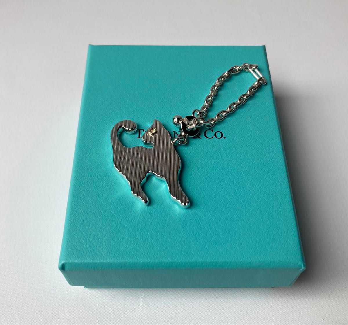 Tiffany&co ティファニー 振り返るネコ キャット バッグ Tiffany&co ティファニー 振り返るネコ キャット バッグ