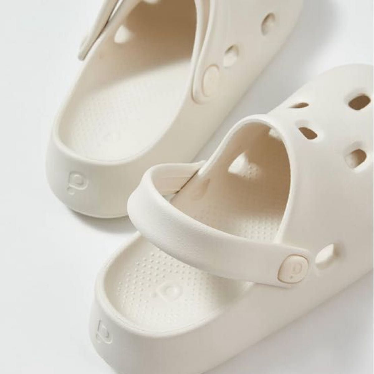 EVA厚底サンダル レディース メンズ 可愛い ファッション air sandals slippers 滑り止め 通気 ビーチ 