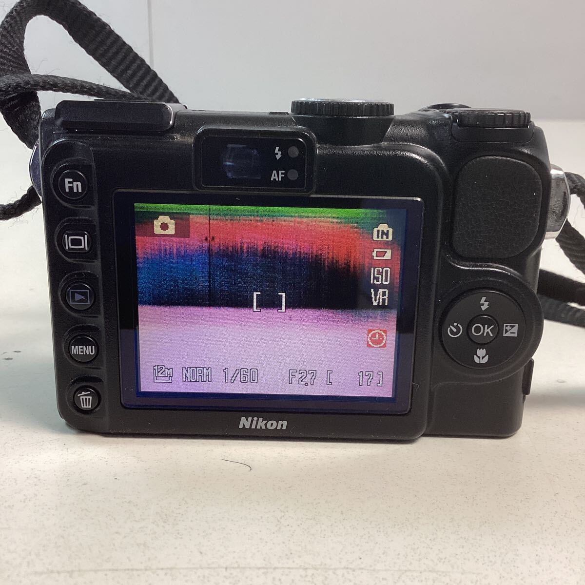 k4113 Nikon COOLPIX P5100 デジタルカメラ ニコン コンパクトデジタルカメラ クールピクス 動作確認済 画質問題あり ジャンク 中古_画像2