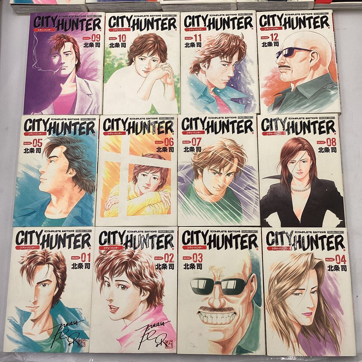 k4311 シティーハンター コンプリートBOX 35冊セット 北条司 CITY HUNTER 完全版 全初版 まとめ 漫画 マンガ ボックス 中古 汚れ有 破れ有の画像2