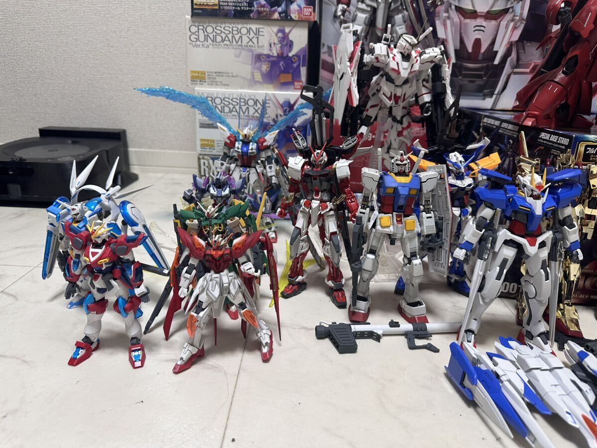 1円〜 ガンプラ ジャンクPG MG HG 大量 機動戦士ガンダム　ユニコーンガンダム　バンシィ　アストレイ　ストライクフリーダム　サザビー