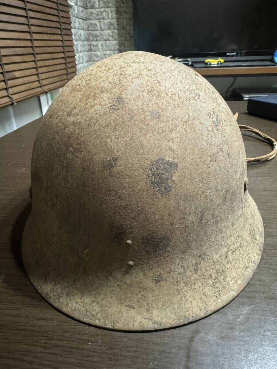  large Japan . country old Japan army star seal iron cap iron helmet 90 type land army navy fixtures military uniform helmet futoshi flat . war 