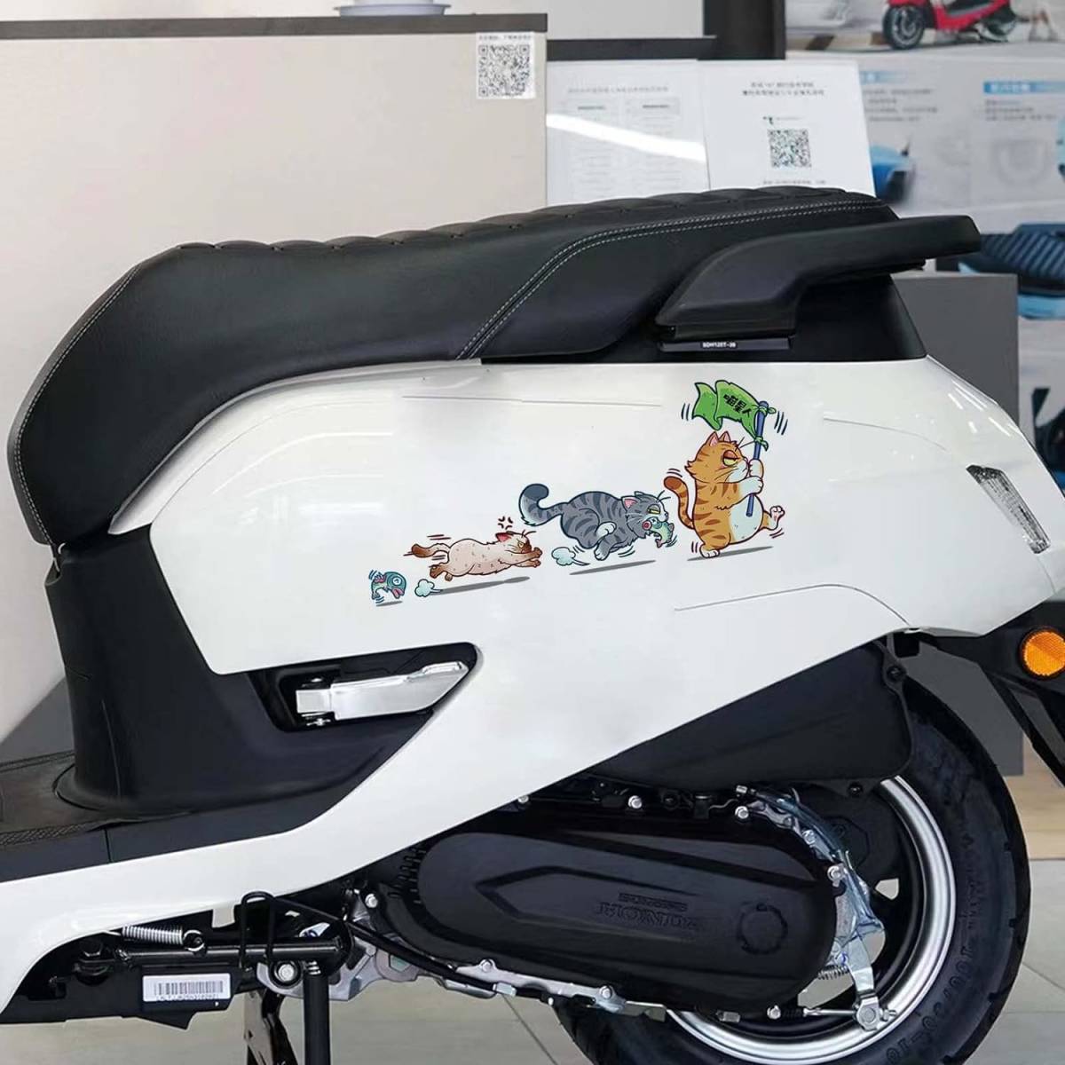 バイク ステッカー 車カーステッカー かわいい猫のデカール ステッカー バイク面白いステッカー傷やへこみを隠す、取り付けが簡単、車_画像5