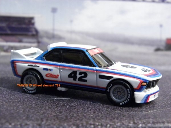 即決☆☆ '73 BMW 3.0 CSL レースカー/BMW 320 グループ 5 HKF55 ホットウィール (Hot Wheels) プレミアム 2パック☆_画像4