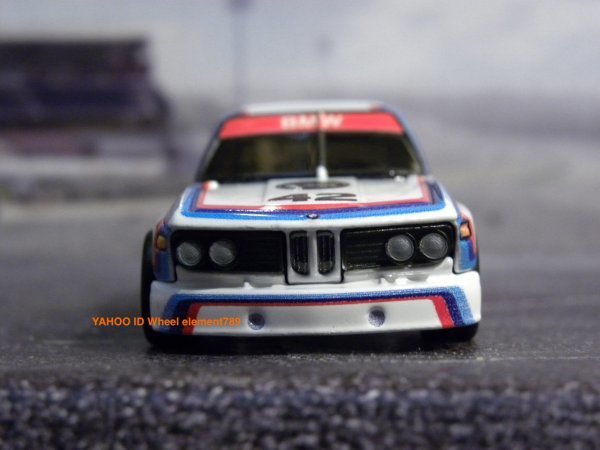 即決☆☆ '73 BMW 3.0 CSL レースカー/BMW 320 グループ 5 HKF55 ホットウィール (Hot Wheels) プレミアム 2パック☆_画像6