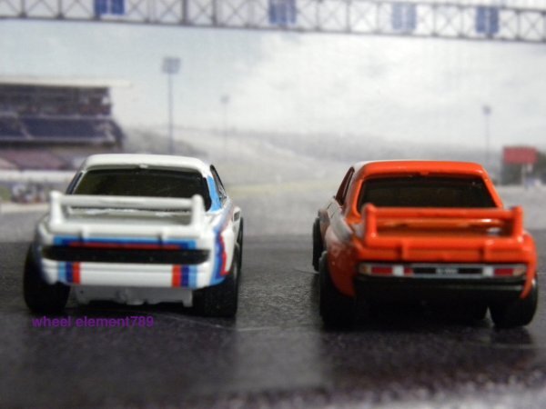 即決 ルース2個☆☆'73 BMW 3.0 CSL RACE CAR オレンジ、白（プレミアモデル） HOT WHEELS ホットウィールの画像6