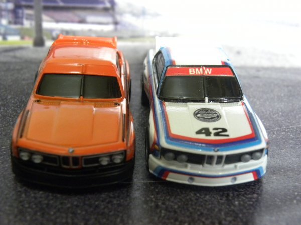 即決 ルース2個☆☆'73 BMW 3.0 CSL RACE CAR オレンジ、白（プレミアモデル） HOT WHEELS ホットウィールの画像9
