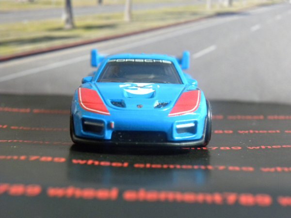 即決 ルース☆☆PORSCHE 935 K&W MICHELIN　メタルベース　ポルシェシリーズ　HOT WHEELS ホットウィール_画像5