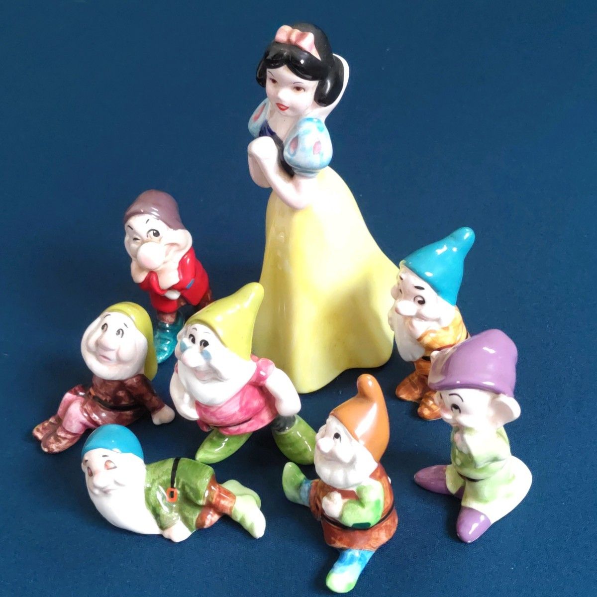 白雪姫　東京ディズニーランド　七人の小人 昭和レトロ 陶器 置物 フィギュア 当時物