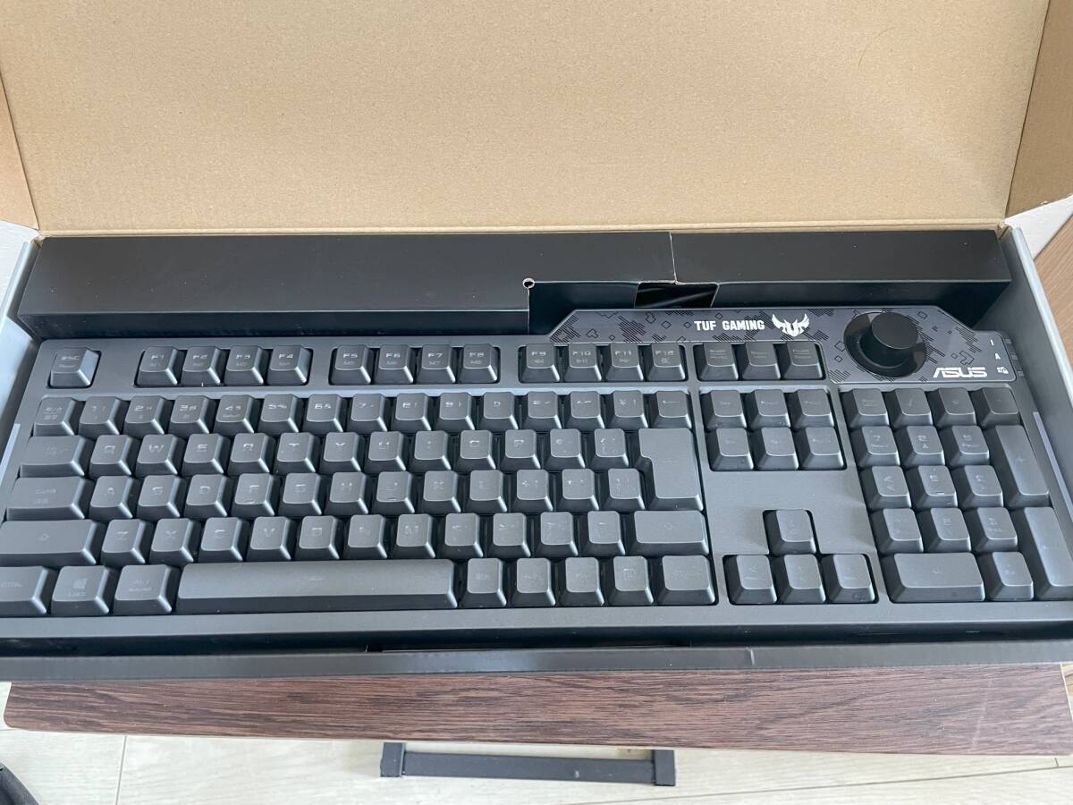 ASUS ゲーミングキーボード RA04 TUF GAMING K1/JP 専用ボリュームノブ 防水 RGB照明 リストレスト_画像2