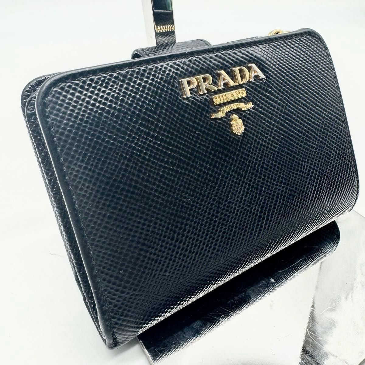 【未使用級美品】PRADA プラダ 二つ折り財布 L字ファスナー サフィアーノレザー ブラック ゴールド
