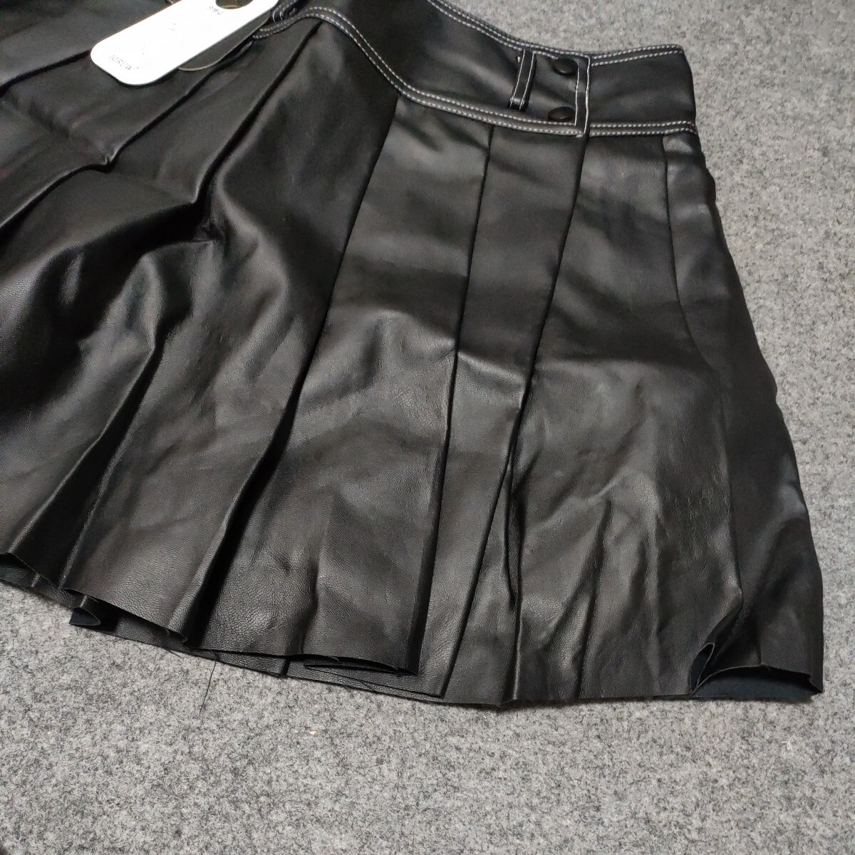 【在庫処分】PUレザー プリーツスカート ベルト付き レディース XLサイズ_画像3