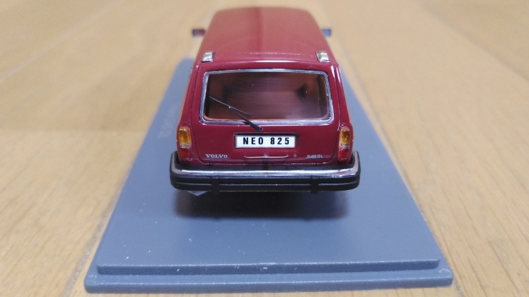 即決　NEO　VOLVO 245　DL　ボルボ　1/43　絶版　レア_画像5