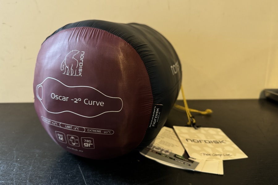 【良好品】 【送料無料】東京)◇Nordisk ノルディスク Oscar -2 Curve サイズM マミー型シュラフ