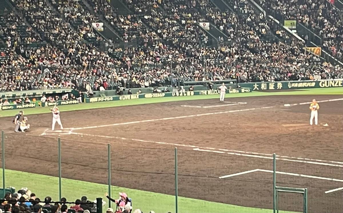 阪神VS広島 5/8(水) 甲子園 アイビーシート 2枚セット！送料無料★の画像2