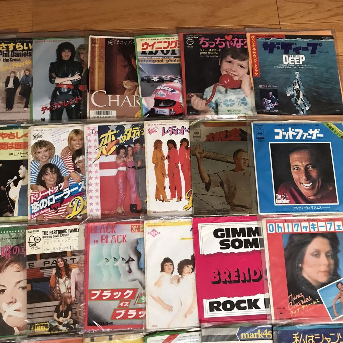 ▼まとめ出品▼ その④ epレコード 120枚 洋楽ロック ポップス ディスコ OSTなど レコード 中古 現状品 ROCK ベンチャーズ 国内盤 セットの画像4