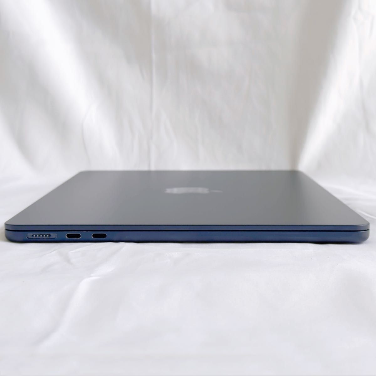 M2 MacBook Air 13インチ メモリ24GB 2TBSSD 10コア フル M2 MacBook Air 13インチ メモリ24GB 2TBSSD 10コア フル
